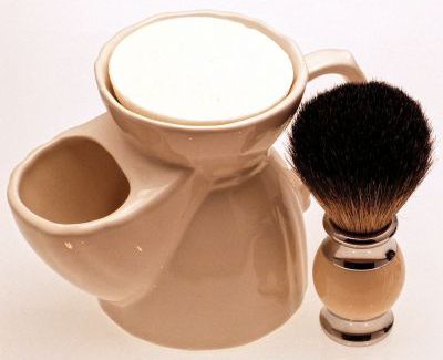 Diamond Edge Thor shaving brush with cream pottery shaving mug